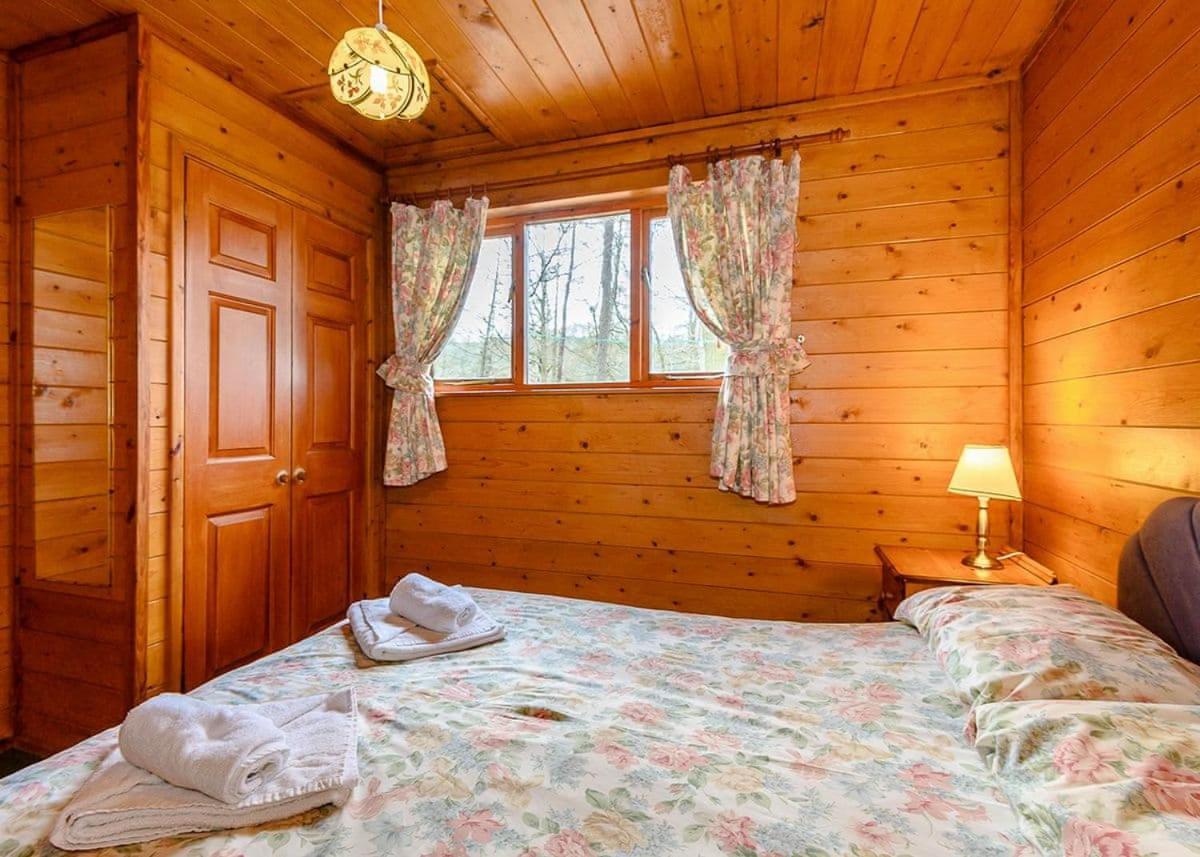Penllwyn Lodges Монтгомери Экстерьер фото